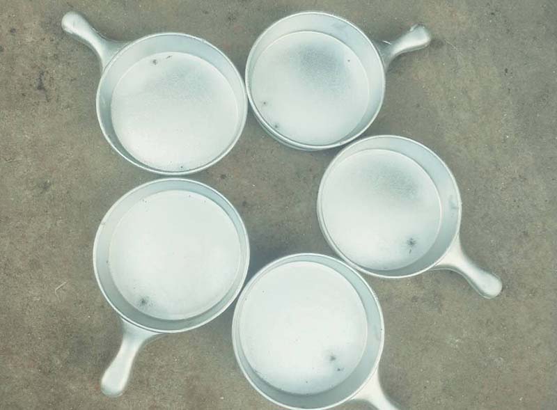 大连铝制小奶锅平底锅